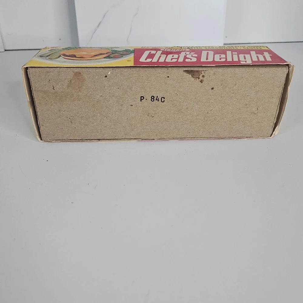 Vintage Fisher Cheese Co. Chef's Delight Empty Cardboard 2‎ lb Cheese Box